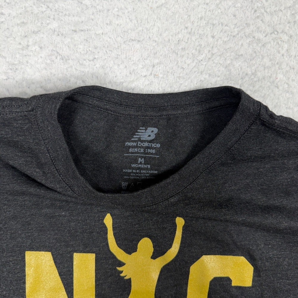 New Balance NYC Marathon T Shirt 2017 TCS Gray Gold Medium WT03638M-BK NWT - Picture 4 of 8